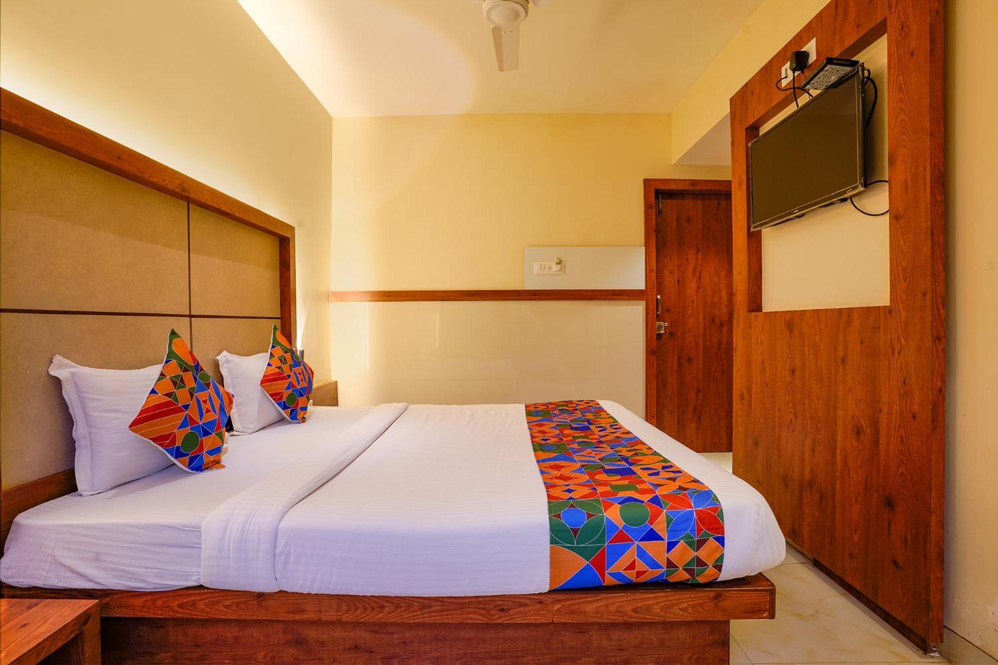 Fabexpress Super 7 Inn - Nr Rabale Station Navi Mumbai Exterior foto